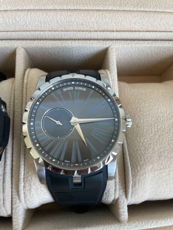 ロジェ・デュブイ エクスカリバー ＤＢＥＸ035（高級時計）の商品画像 - 査定依頼日：2026年3月21日 - 最高査定価格：1,030,000円