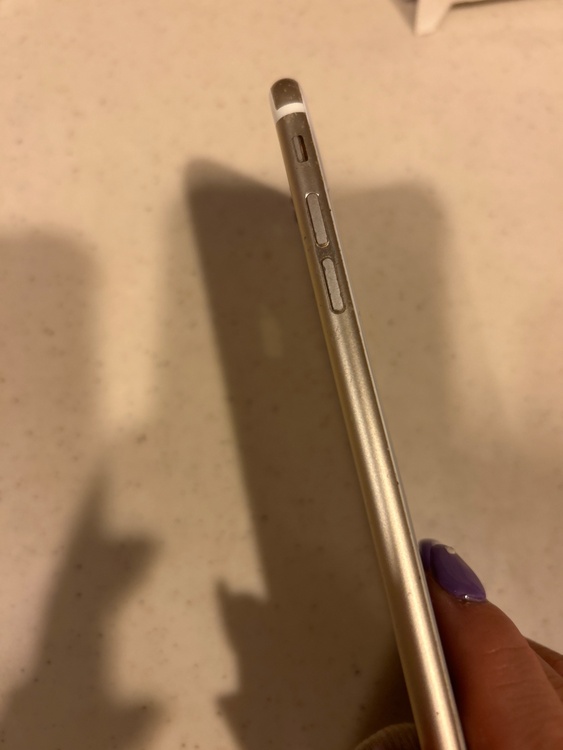 iPhone X S（スマホ）の商品画像 - 査定依頼日：2026年3月2日 - 最高査定価格：6,000円