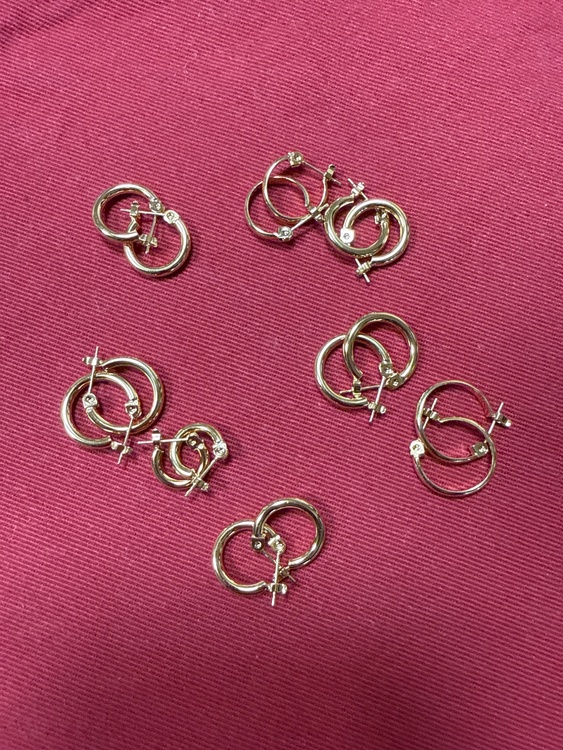 ピアス（金・貴金属）の商品画像 - 査定依頼日：2026年3月6日 - 最高査定価格：400,000円