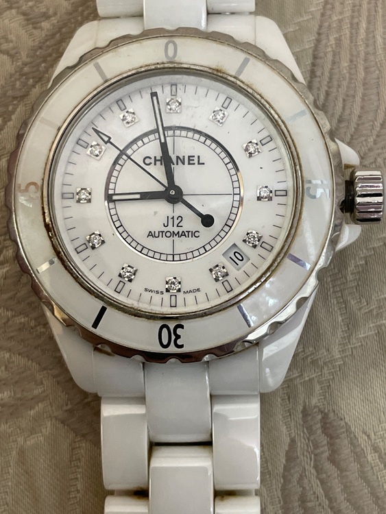 シャネル J12 （高級時計）の商品画像 - 査定依頼日：2025年11月28日 - 最高査定価格：380,000円