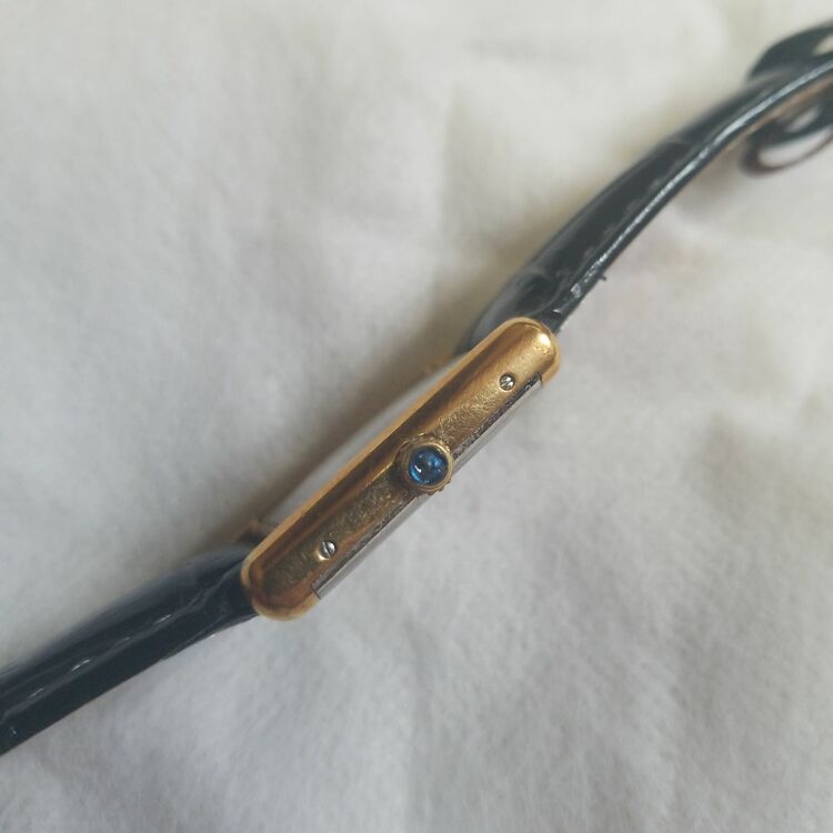 カルティエ タンク 9 090223（高級時計）の商品画像 - 査定依頼日：2025年10月15日 - 最高査定価格：250,000円