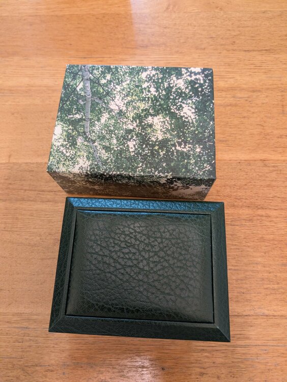 オメガ コンステーション 1572-30（高級時計）の商品画像 - 査定依頼日：2026年2月23日 - 最高査定価格：90,000円