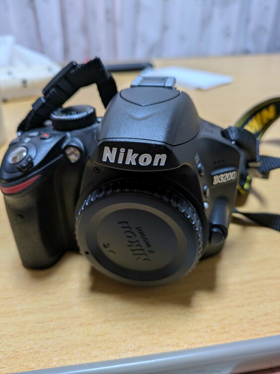 D3200（カメラ）の商品画像 - 査定依頼日：2026年3月12日 - 最高査定価格：5,000円