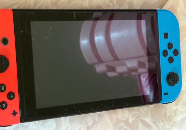 ニンテンドースイッチ（ゲーム機本体・ゲームソフト）の商品画像 - 査定依頼日：2025年8月25日 - 最高査定価格：13,000円