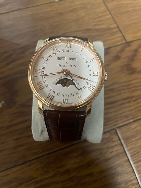 コンプリートカレンダー（高級時計）の商品画像 - 査定依頼日：2025年5月11日 - 最高査定価格：1,550,000円