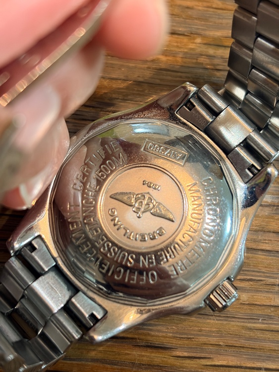 ブライトリング　スーパーオーシャン（高級時計）の商品画像 - 査定依頼日：2026年1月7日 - 最高査定価格：210,000円