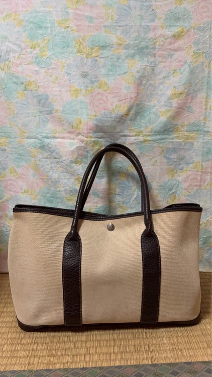 ガーデンパーティー（ブランドバッグ）の商品画像 - 査定依頼日：2026年3月28日 - 最高査定価格：160,000円