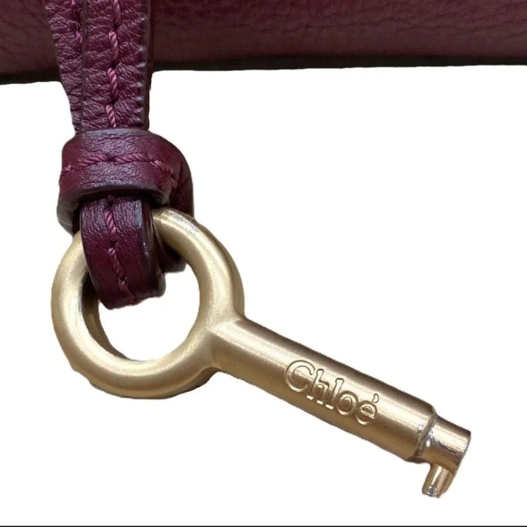 その他 クロエ （ブランドバッグ）の商品画像 - 査定依頼日：2025年8月16日 - 最高査定価格：30,000円