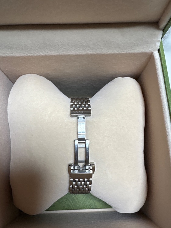 グッチ　腕時計（高級時計）の商品画像 - 査定依頼日：2025年8月6日 - 最高査定価格：30,000円