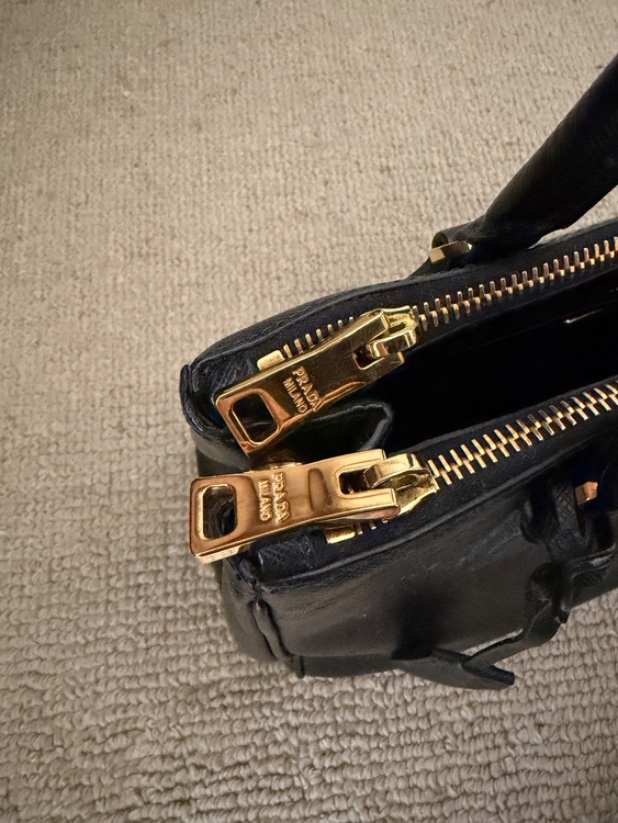 プラダ  （ブランドバッグ）の商品画像 - 査定依頼日：2025年12月16日 - 最高査定価格：100,000円