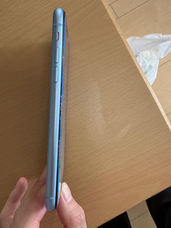 iPhone XR（スマホ）の商品画像 - 査定依頼日：2026年9月23日 - 最高査定価格：12,500円