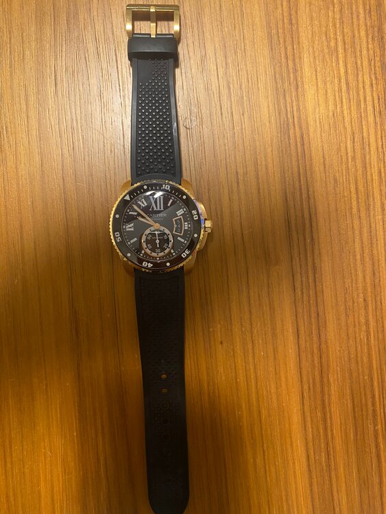 カルティエ カリブル W710005（高級時計）の商品画像 - 査定依頼日：2025年5月25日 - 最高査定価格：2,000,000円