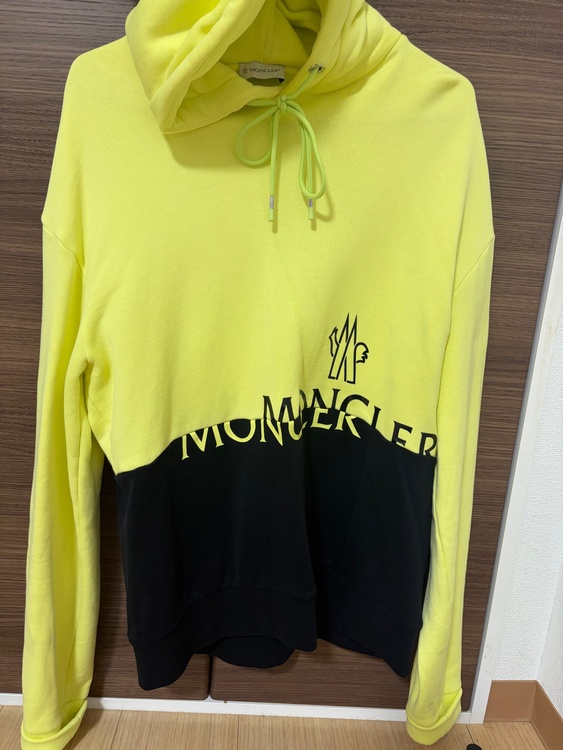 パーカー（古着・ファッション）の商品画像 - 査定依頼日：2025年12月20日 - 最高査定価格：18,000円