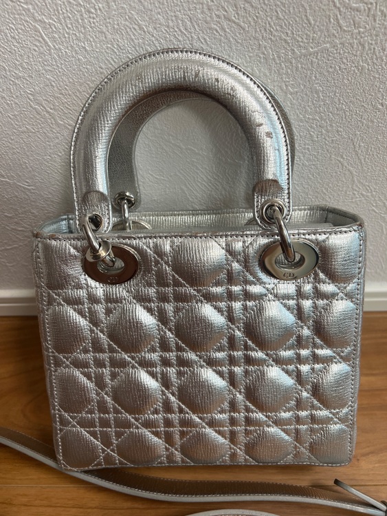 レディディオール（ブランドバッグ）の商品画像 - 査定依頼日：2025年9月5日 - 最高査定価格：200,000円