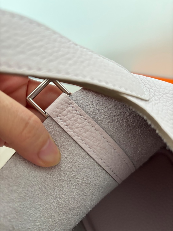 ピコタンpm ローズサクラ　シルバー金具（ブランドバッグ）の商品画像 - 査定依頼日：2025年7月31日 - 最高査定価格：600,000円