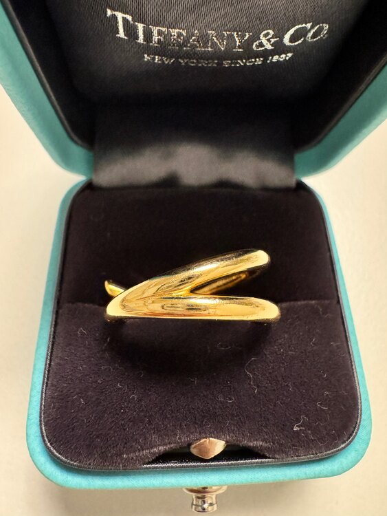 ティファニー ノット ダブルロウリング（金・貴金属）の商品画像 - 査定依頼日：2025年5月20日 - 最高査定価格：200,000円