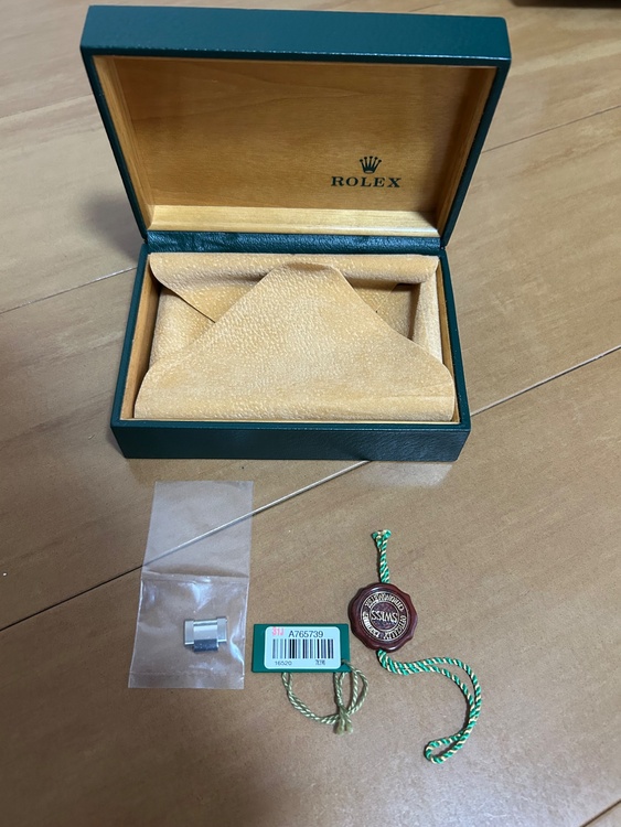 ロレックス デイトナ 1652（高級時計）の商品画像 - 査定依頼日：2026年1月3日 - 最高査定価格：4,100,000円