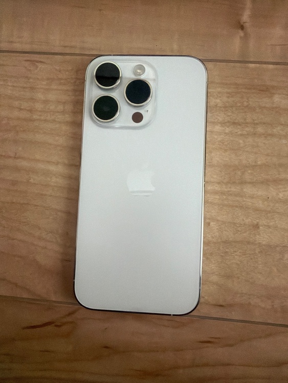 iPhone iPhone 14 Pro 256GB SIMフリー（スマホ）の商品画像 - 査定依頼日：2026年9月17日 - 最高査定価格：41,000円