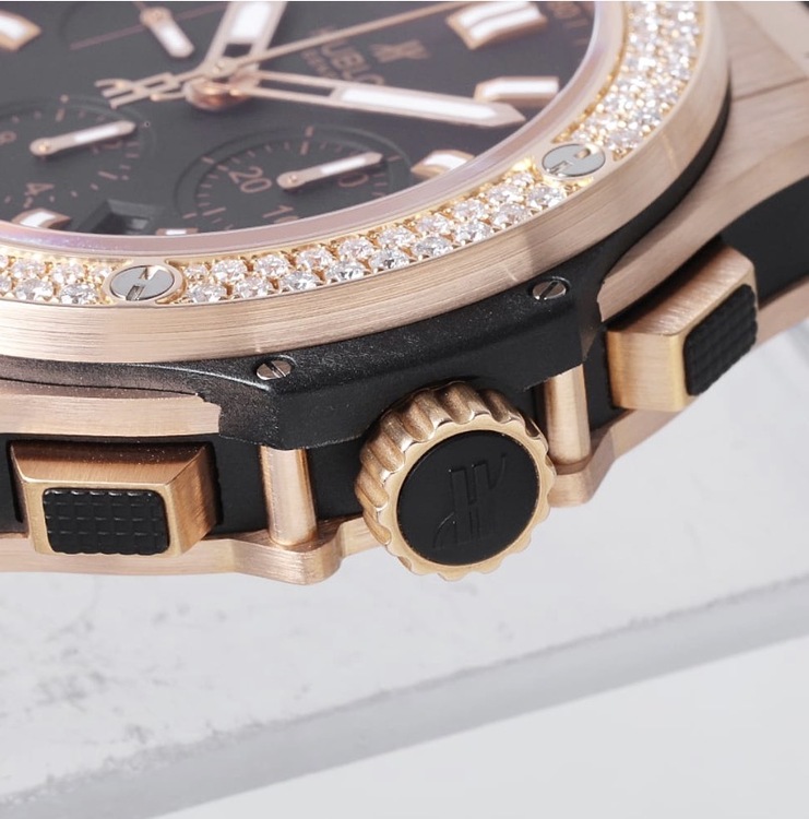 ウブロ ビックバン （高級時計）の商品画像 - 査定依頼日：2026年3月7日 - 最高査定価格：2,100,000円