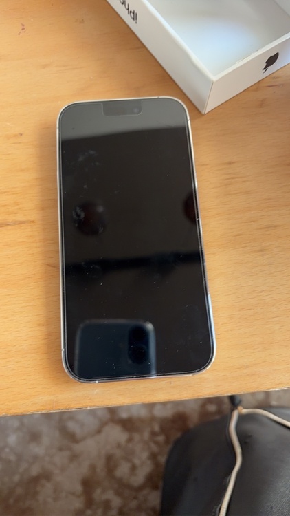 iPhone iPhone 14 Pro 256GB Softbank（スマホ）の商品画像 - 査定依頼日：2026年9月16日 - 最高査定価格：73,000円
