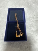 スワロフスキー　ネックレス（金・貴金属）の商品画像 - 査定依頼日：2026年4月12日 - 最高査定価格：3,000円