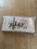 財布（ブランド財布・小物）の商品画像 - 査定依頼日：2025年11月22日 - 最高査定価格：3,000円