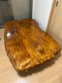 屋久杉の一枚板テーブル（美術品・骨董品）の商品画像 - 査定依頼日：2026年8月4日 - 最高査定価格：110,000円