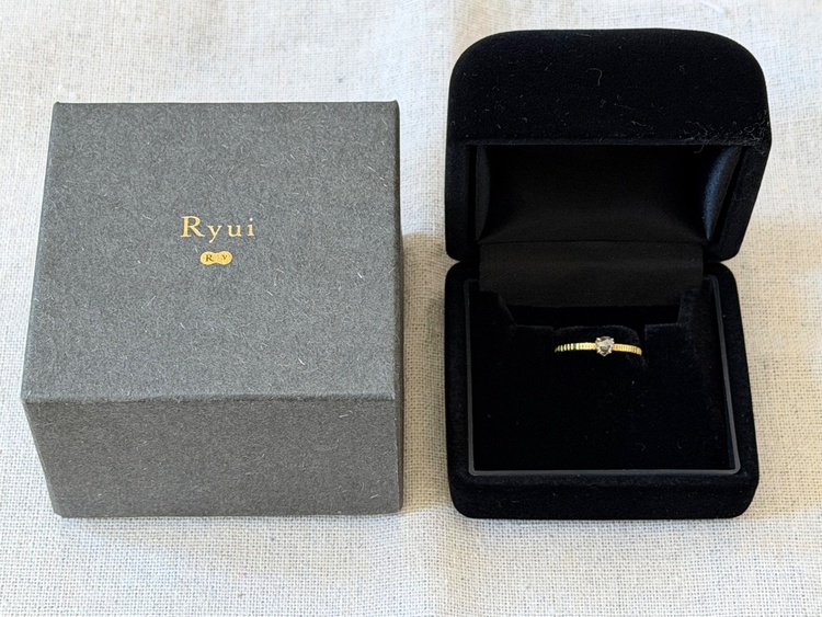 Ryui Unknown knowns line ring + Fancy diamond K18YG ダイヤモンド 9号（宝石）の商品画像 - 査定依頼日：2026年9月24日 - 最高査定価格：65,000円