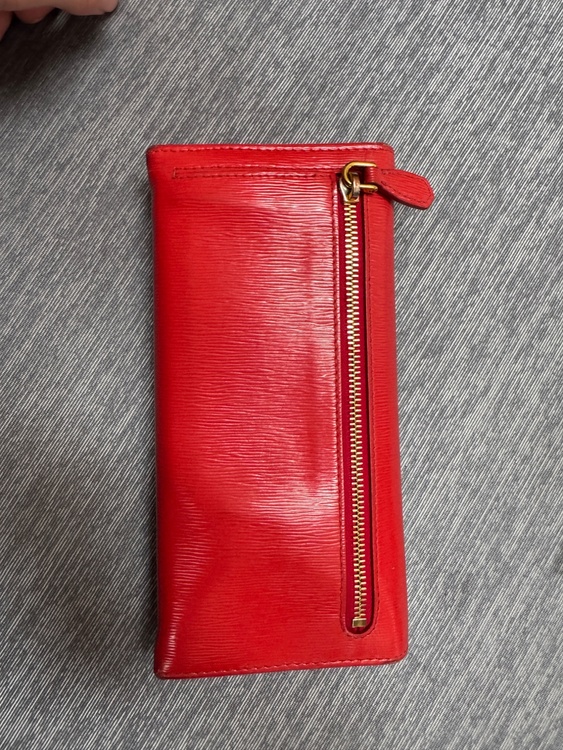 サフィアーノレザー（ブランドバッグ）の商品画像 - 査定依頼日：2026年1月30日 - 最高査定価格：20,000円