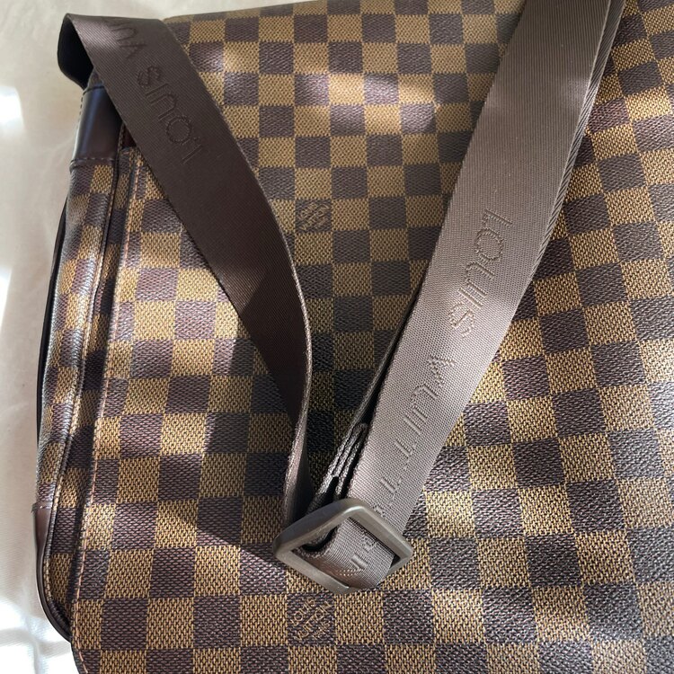 バスティーユ（ブランドバッグ）の商品画像 - 査定依頼日：2025年3月8日 - 最高査定価格：55,000円