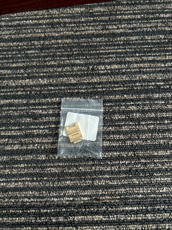 ロレックス デイトナ 1652（高級時計）の商品画像 - 査定依頼日：2025年1月27日 - 最高査定価格：5,500,000円