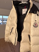 ダウンジャケット（古着・ファッション）の商品画像 - 査定依頼日：2025年12月16日 - 最高査定価格：25,000円