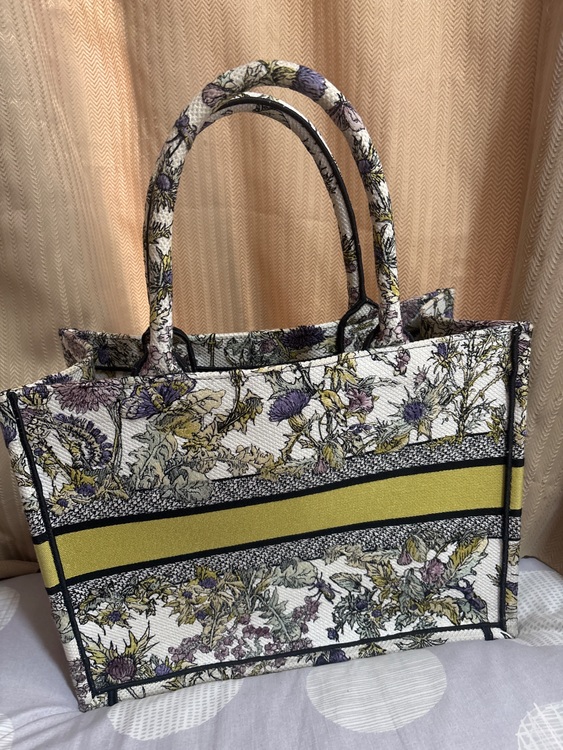 ディオール  （ブランドバッグ）の商品画像 - 査定依頼日：2025年7月13日 - 最高査定価格：180,000円