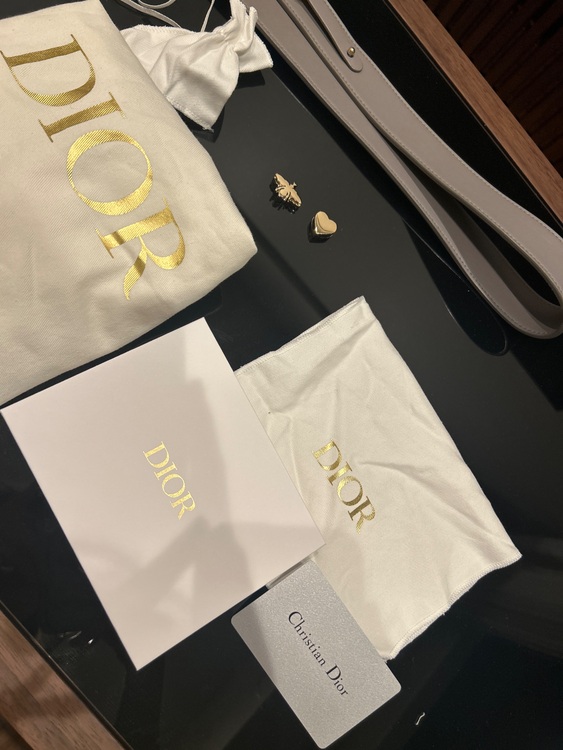 ディオール  （ブランドバッグ）の商品画像 - 査定依頼日：2025年9月15日 - 最高査定価格：410,000円