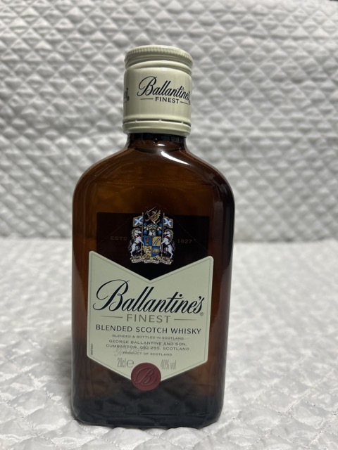 FINEST（お酒）の商品画像 - 査定依頼日：2026年3月8日 - 最高査定価格：100円