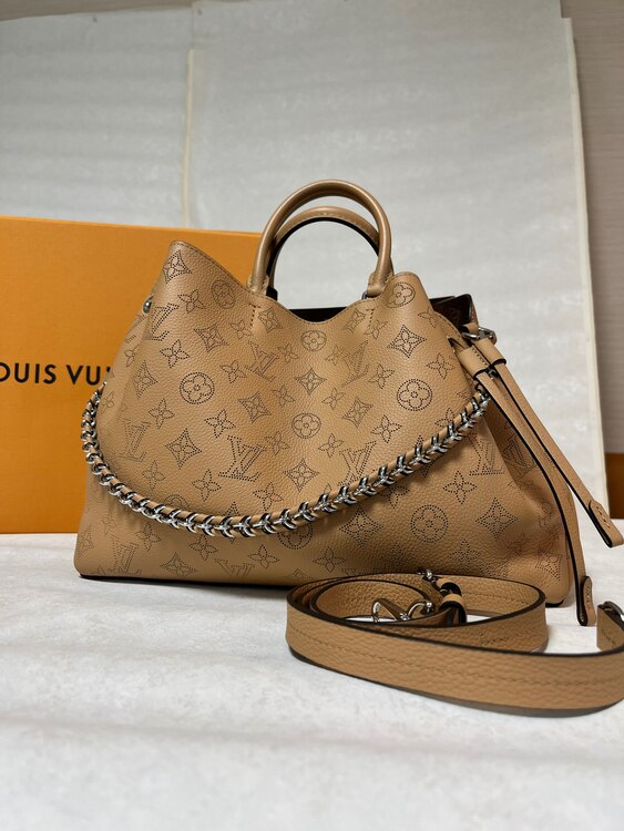 ベラトート（ブランドバッグ）の商品画像 - 査定依頼日：2025年1月5日 - 最高査定価格：280,000円