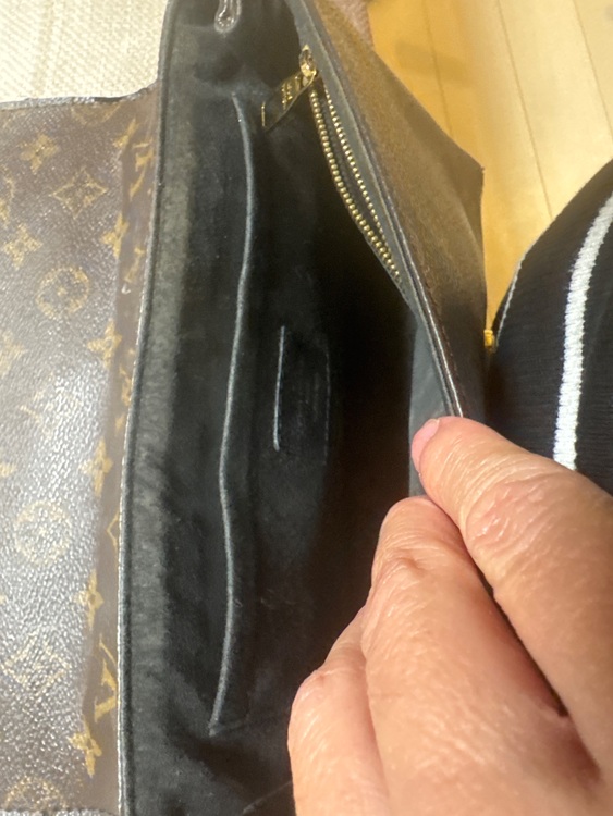 ルイヴィトン モノグラム （ブランドバッグ）の商品画像 - 査定依頼日：2025年12月3日 - 最高査定価格：100,000円