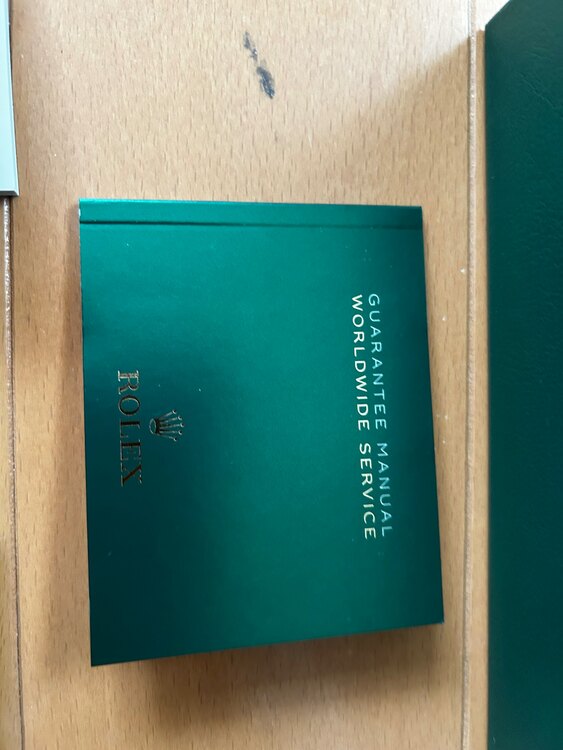 ロレックス スカイドゥエラー 33693（高級時計）の商品画像 - 査定依頼日：2025年4月28日 - 最高査定価格：3,800,000円