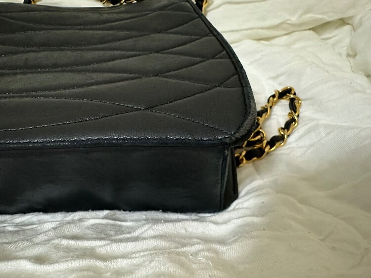 シャネル　ショルダーバッグ（ブランド財布・小物）の商品画像 - 査定依頼日：2025年5月22日 - 最高査定価格：80,000円