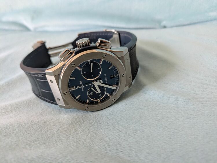 ウブロ クラシックフュージョン （高級時計）の商品画像 - 査定依頼日：2025年9月6日 - 最高査定価格：580,000円