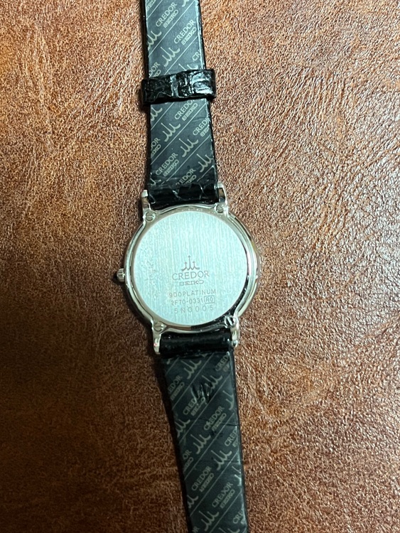 クレドール　900PLATINUM 2F70-0331 R0（高級時計）の商品画像 - 査定依頼日：2025年8月19日 - 最高査定価格：60,000円