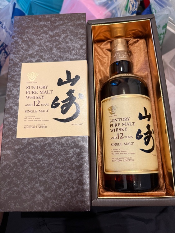 ウイスキー サントリー山崎 （お酒）の商品画像 - 査定依頼日：2025年7月19日 - 最高査定価格：23,100円