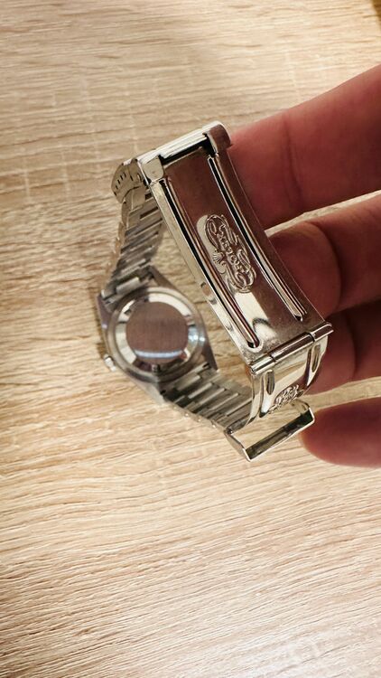 ロレックス エクスプローラー 11427（高級時計）の商品画像 - 査定依頼日：2025年10月18日 - 最高査定価格：930,000円