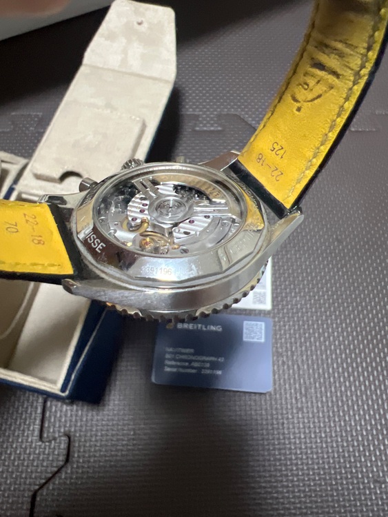 ブライトリング ナビタイマー （高級時計）の商品画像 - 査定依頼日：2025年10月13日 - 最高査定価格：650,000円