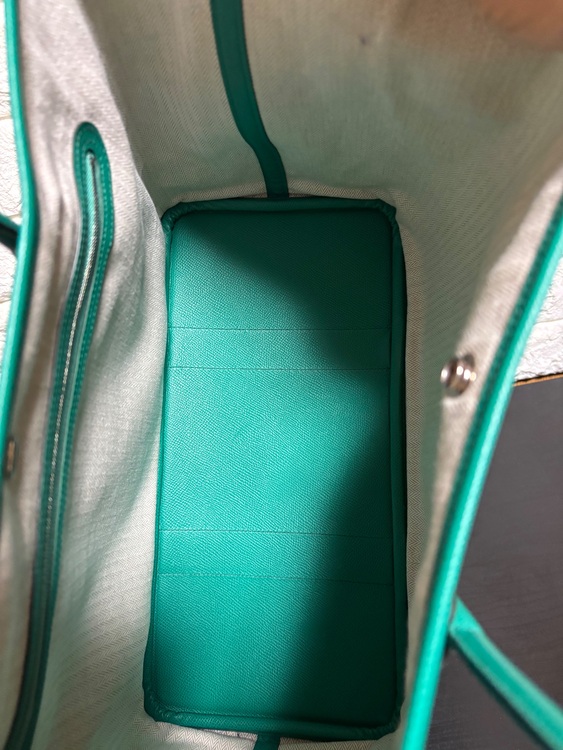 エルメス ガーデンパーティＰＭ ヴォーエプソン ミント Z刻印（ブランドバッグ）の商品画像 - 査定依頼日：2025年10月1日 - 最高査定価格：630,000円