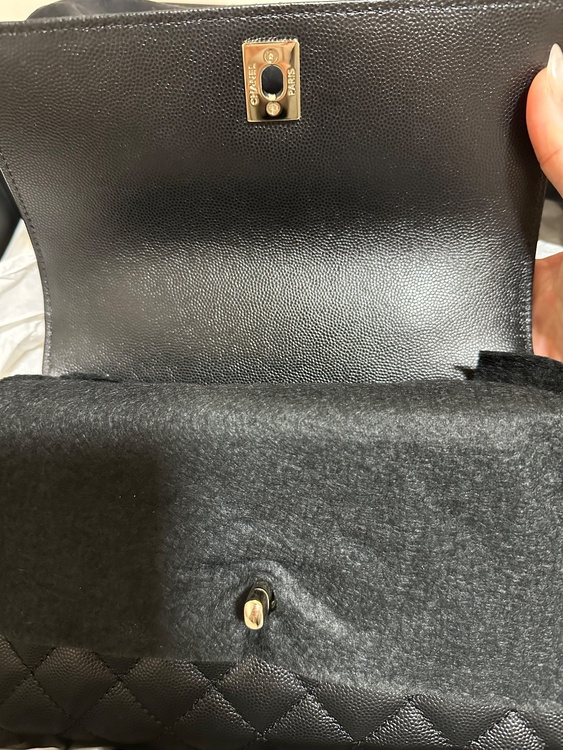 ココココハンドル 24センチ ブラック 3way（ブランドバッグ）の商品画像 - 査定依頼日：2025年12月27日 - 最高査定価格：700,000円