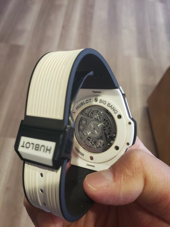 ウブロ ビックバン （高級時計）の商品画像 - 査定依頼日：2026年3月4日 - 最高査定価格：1,300,000円