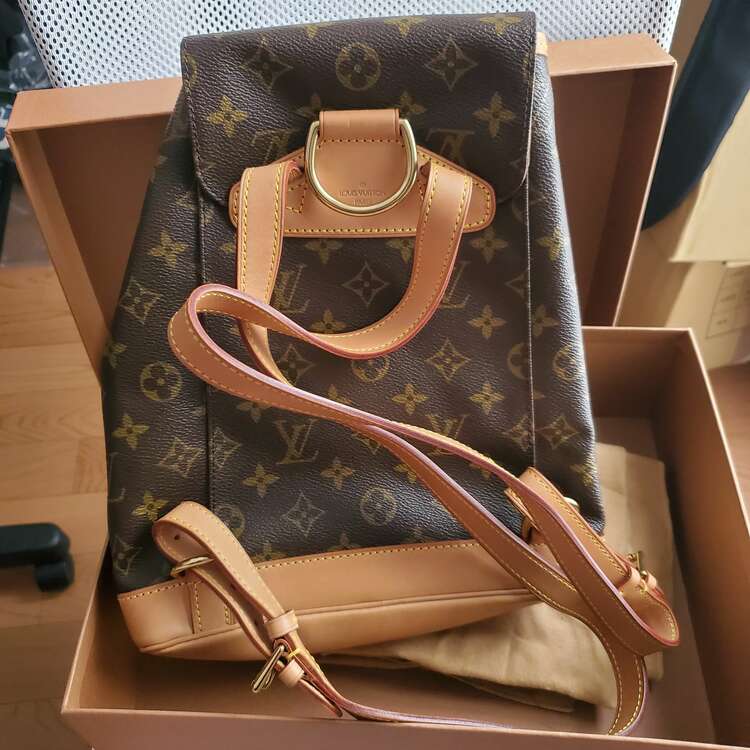 ルイヴィトン モノグラム （ブランドバッグ）の商品画像 - 査定依頼日：2025年3月31日 - 最高査定価格：130,000円