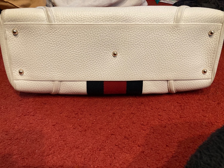 バッグ（ブランドバッグ）の商品画像 - 査定依頼日：2025年12月12日 - 最高査定価格：35,000円