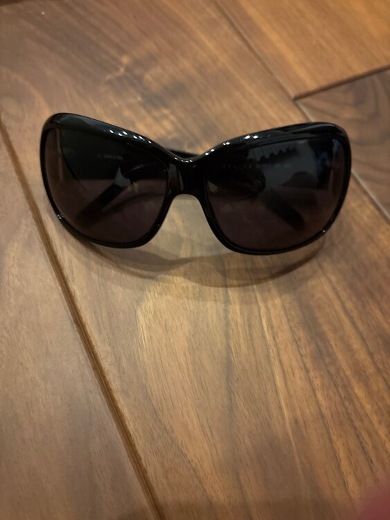 セリーヌ サングラス（古着・ファッション）の商品画像 - 査定依頼日：2025年2月24日 - 最高査定価格：2,000円